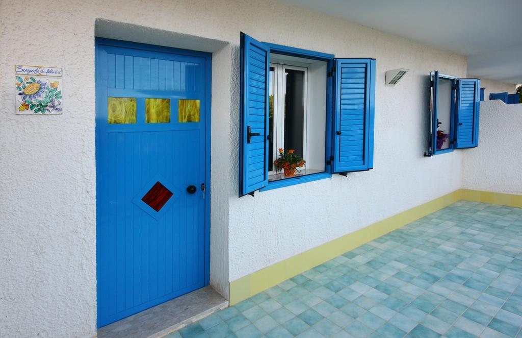 Suite House L'Isola Che Non C'E Fontane Bianche Bilik gambar