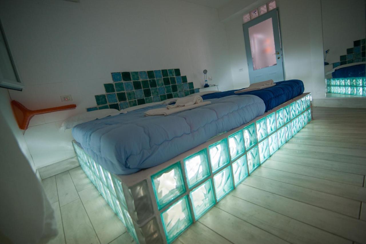Suite House L'Isola Che Non C'E Fontane Bianche Luaran gambar