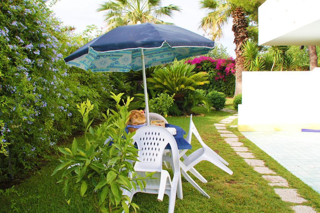 Suite House L'Isola Che Non C'E Fontane Bianche Luaran gambar