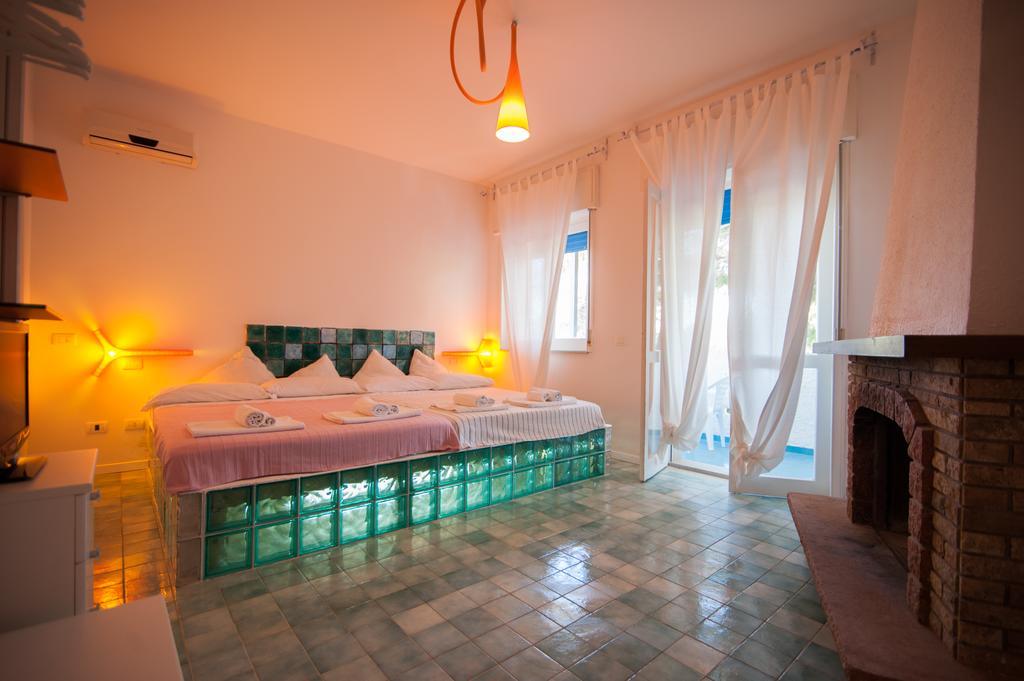 Suite House L'Isola Che Non C'E Fontane Bianche Luaran gambar