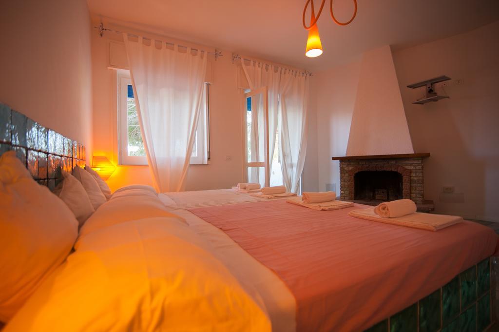 Suite House L'Isola Che Non C'E Fontane Bianche Luaran gambar